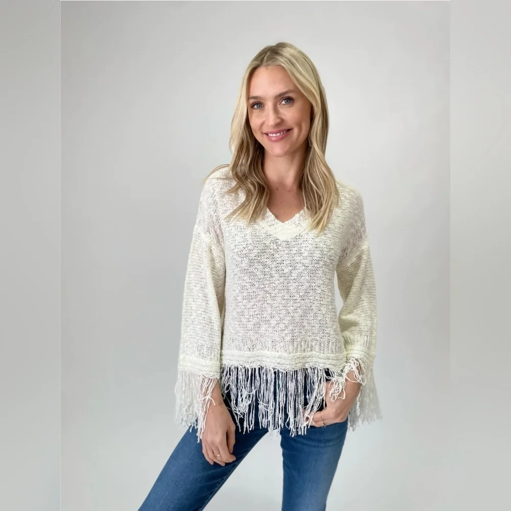 Six/Fifty Crochet Fringe Top [ivory] Size Small NWT!